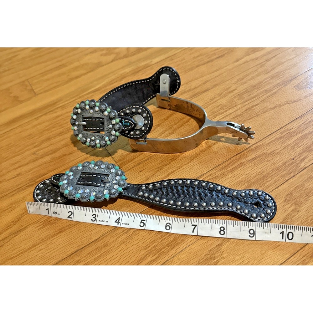 Equestrian Western Leather Concho Spur Straps Black With ONE Spur - Picture 6 of 8